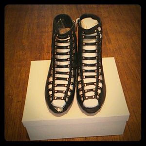 Black shoes